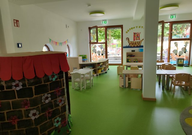NEU Krippe 1